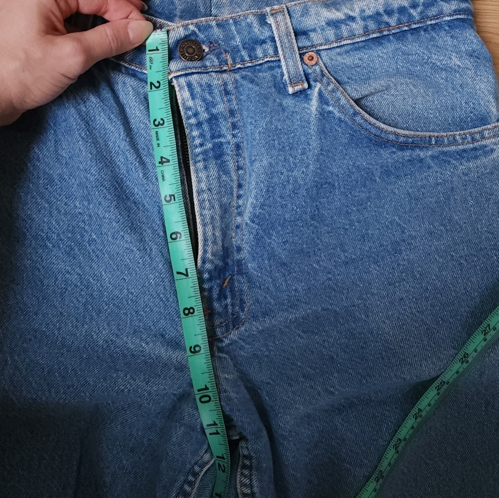 Aligrace Vintage Levi Mid-Rise Taper Jeans - Picture 6 of 8